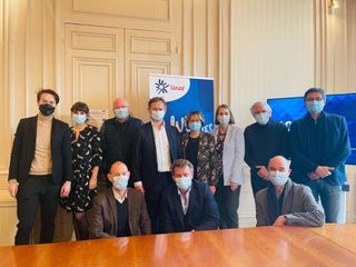 Signature de la convention avec le Fonds Femmes et Avenir par l'Unaf